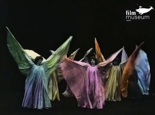 Beginning of the Serpentine Dance