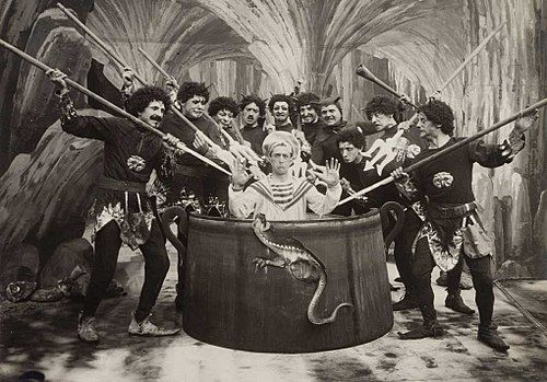 Come fu che l'ingordigia rovinò il Natale a Cretinetti